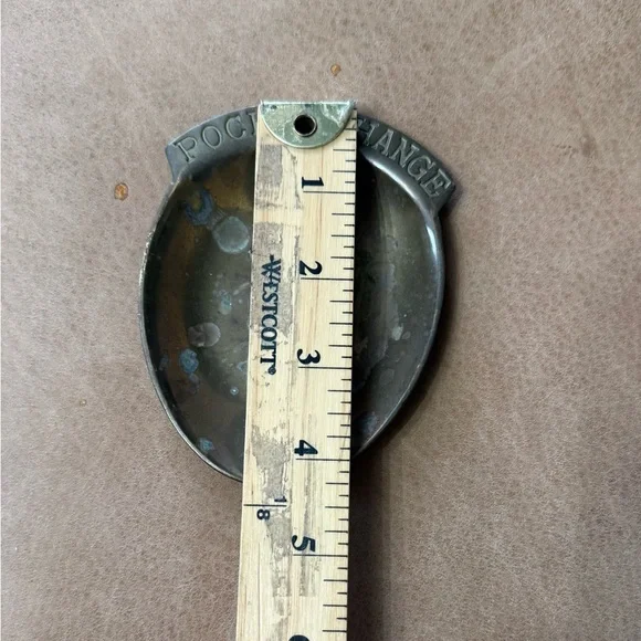 Vintage Brass Pocket Change Dish - Picture 4 of 5